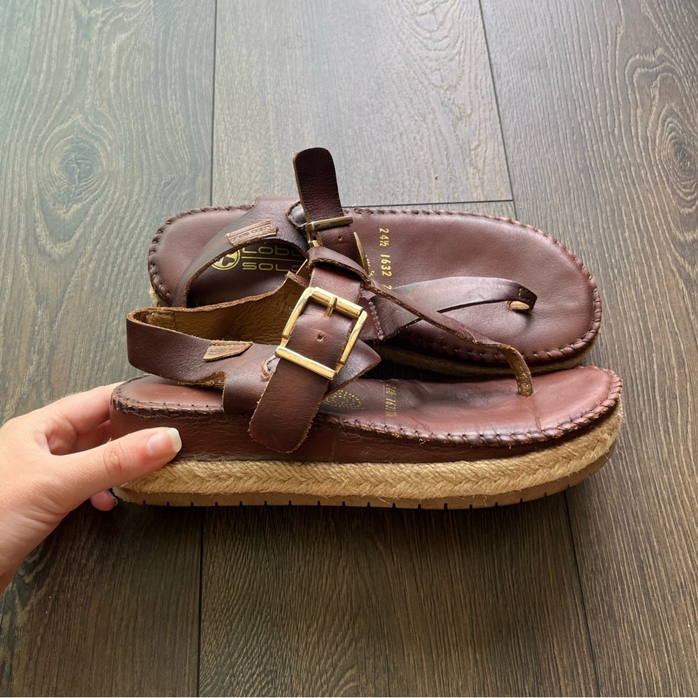 Lobo Solo Platform Sandals